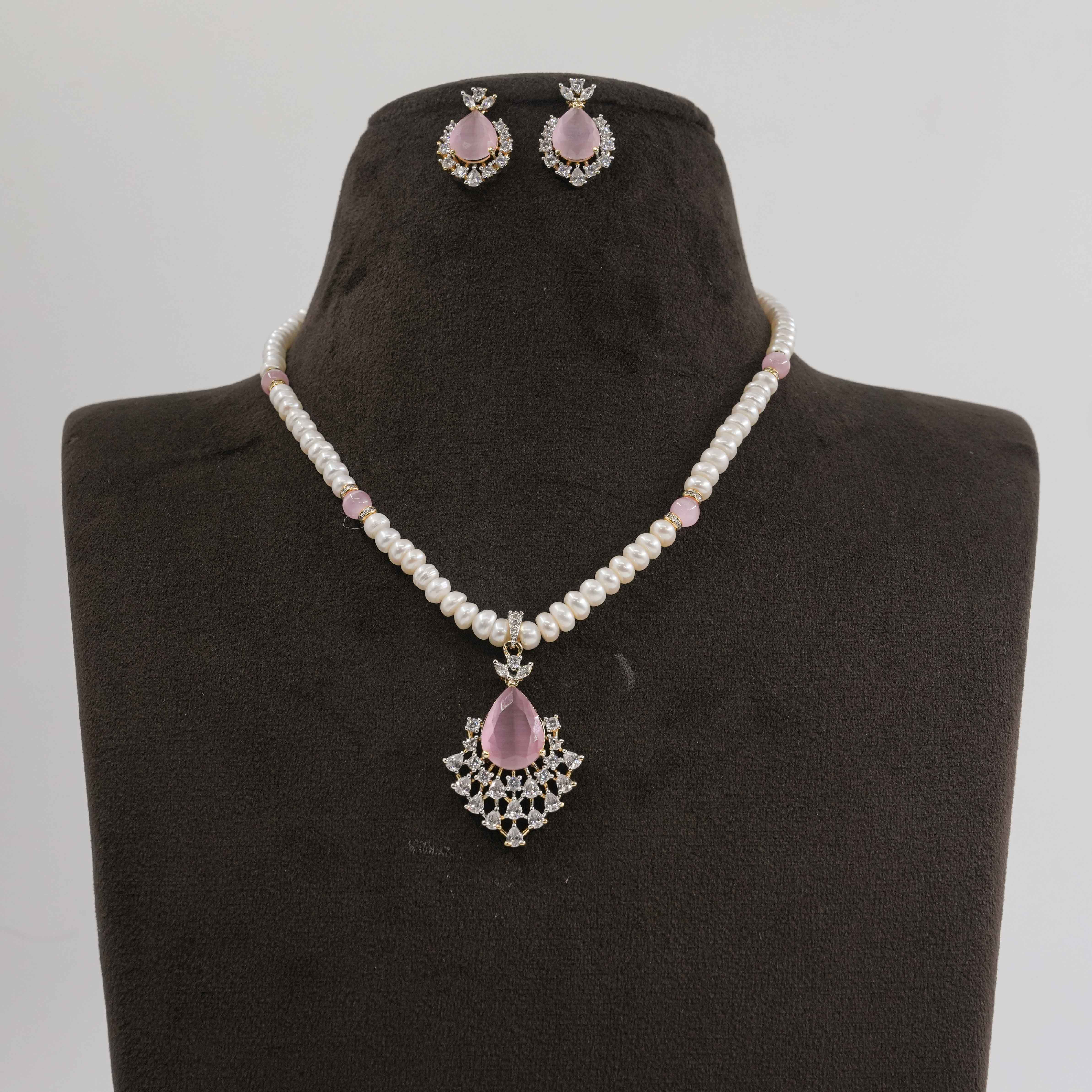 Flat Round Pearl Necklace Set